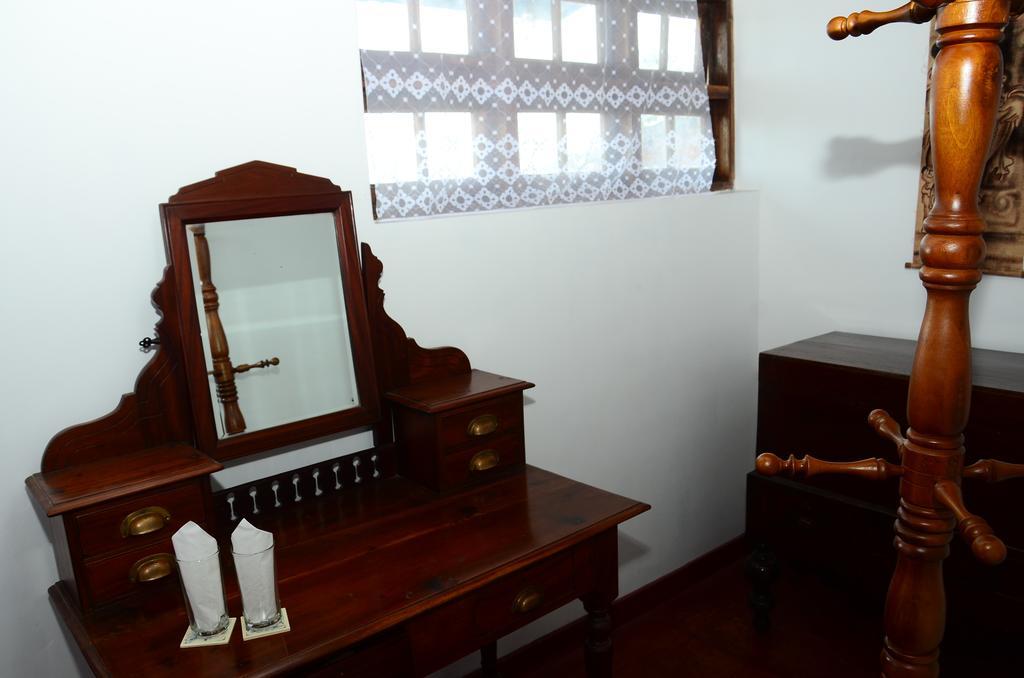 Primrose Inn Канди Стая снимка